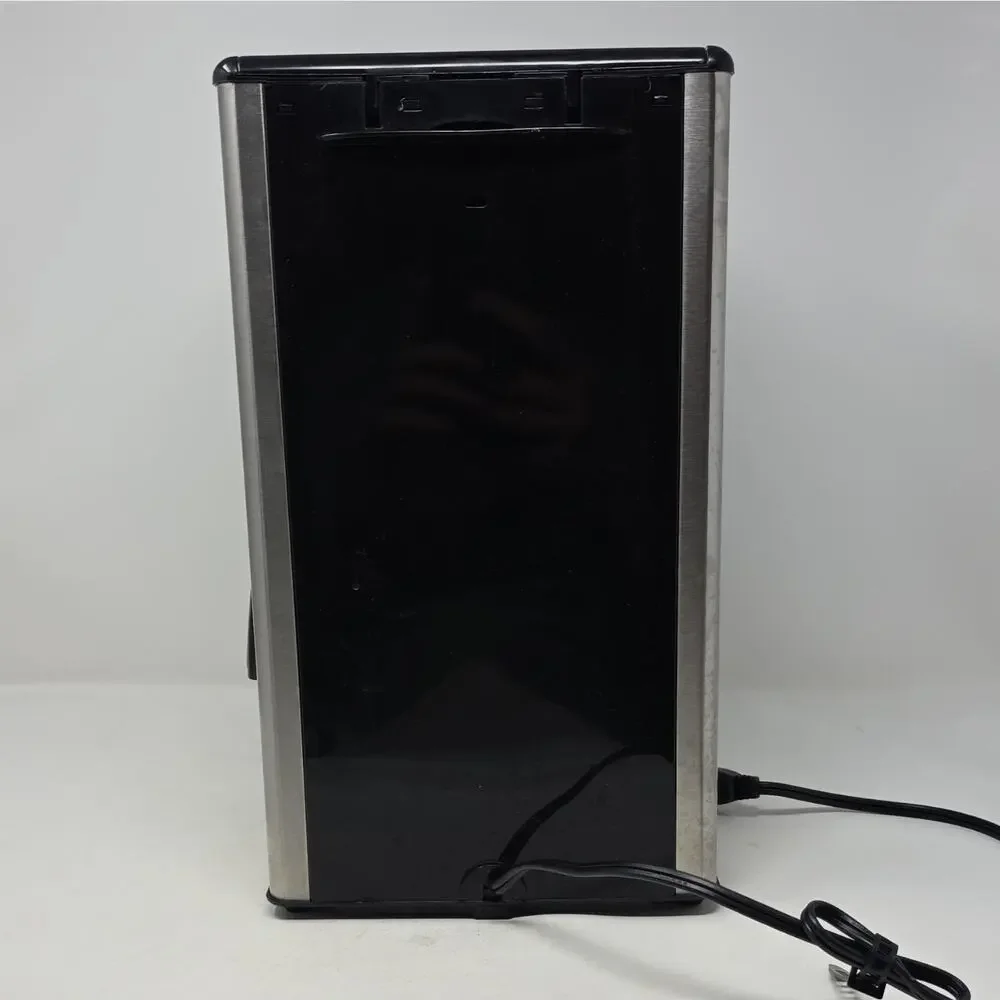 Cuisinart PerfecTemp DCC-3200NAS 14-Cup Programmable Coffeemaker, Carafe